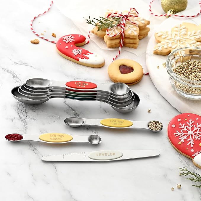 Spring Chef Stainless Steel Magnetic Measuring Spoons Set of 8 with Leveler, Metal Teaspoon & Tablespoon Measure Spoons Set for Baking & Cooking, Stackable & Double Sided Kitchen Gadgets - Very Merry