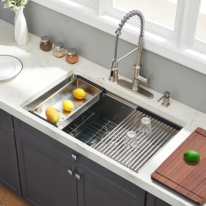 Undermount Kitchen Sink, 33 x 19 x 10 Inch Sink Kitchen 16 Gauge Stainless Steel Kitchen Sinks Single Bowl Workstation Sink with Cutting Board