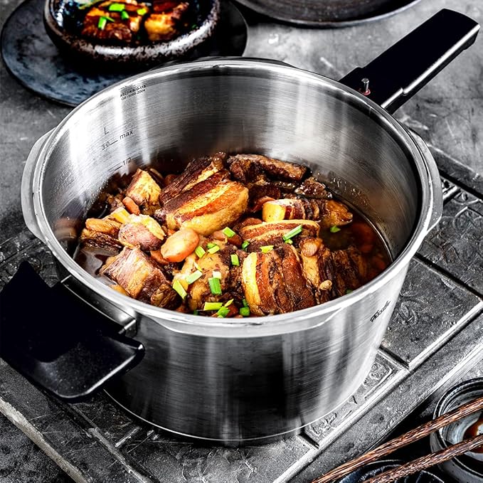 Fissler Vitaquick Premium Pressure Cooker, 4.8 Quart