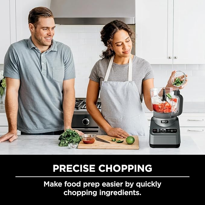 Ninja Professional Food Processor, 850 Watts, 9-Cup Capacity, Auto-iQ Preset Programs, Chop, Slice, Shred & Puree, Stainless Steel Blades, Dishwasher-Safe Parts, Silver (BN600)