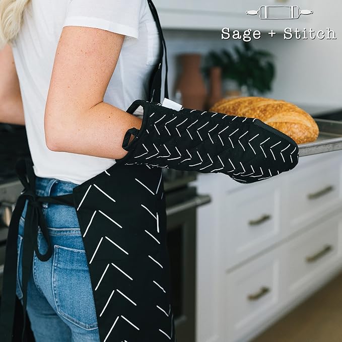 Adjustable Designer Kitchen Apron for Adults | Cotton Cooking Apron with Pockets and Adjustable Neck Buckle