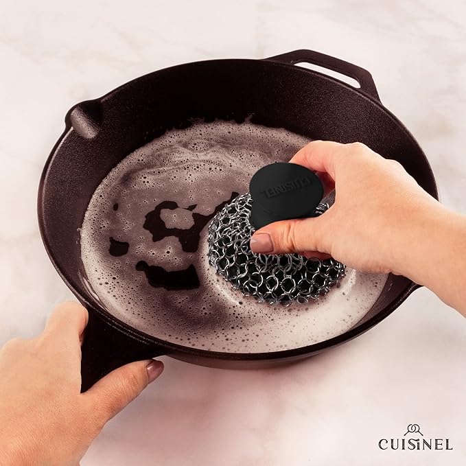 Cuisinel CAST IRON CHAINMAIL SCRUBBER AND PAN SCRAPER - DELUXE ERGONOMIC STAINLES