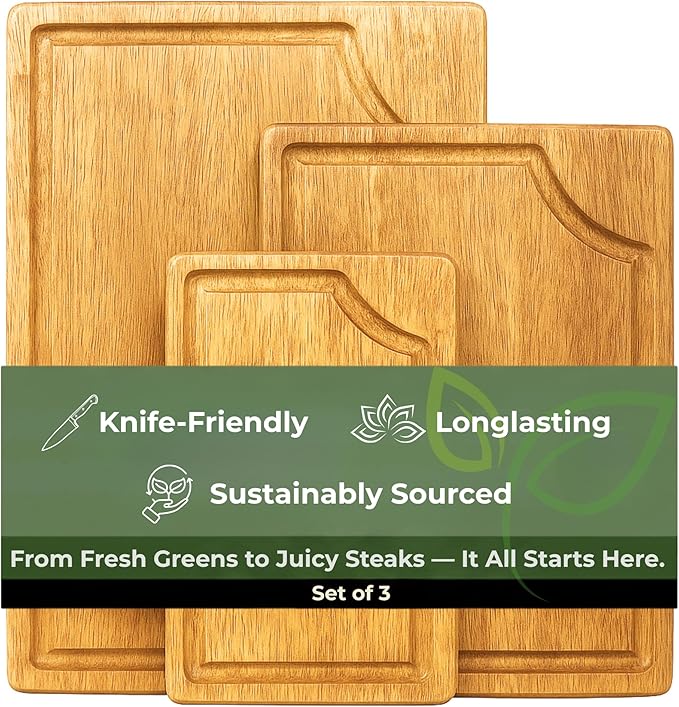 3-Piece Wooden Cutting Board Set with Juice Grooves, Acacia Wood Chopping Boards for Kitchen Prep and Charcuterie Serving, Eco Friendly Multi Size Cutting Boards with Built-in Handles (Natural)