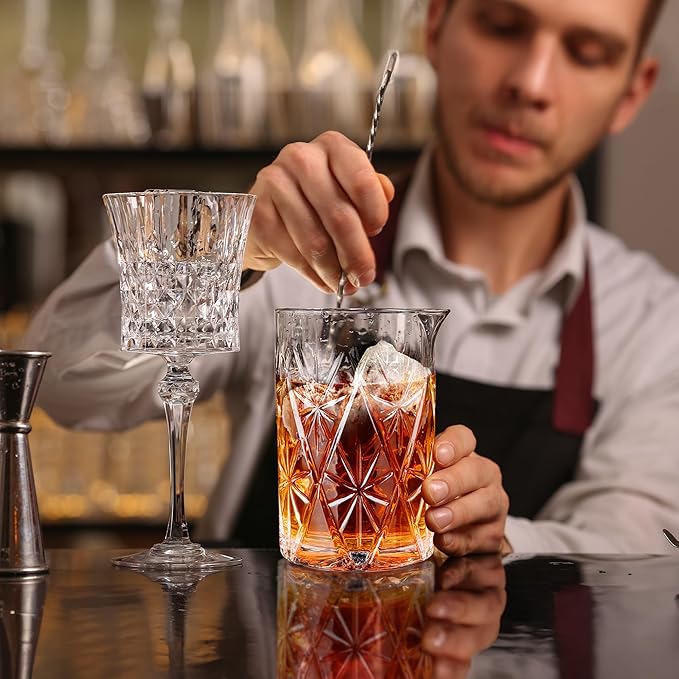 24 Oz Cocktail Mixing Glass Stirring Glasses for Whiskey Cocktail Mixing Shaker Glass Martini Old Fashioned Crystal Bar Set 700ml 2PCS (X-shape/Snowflakes)