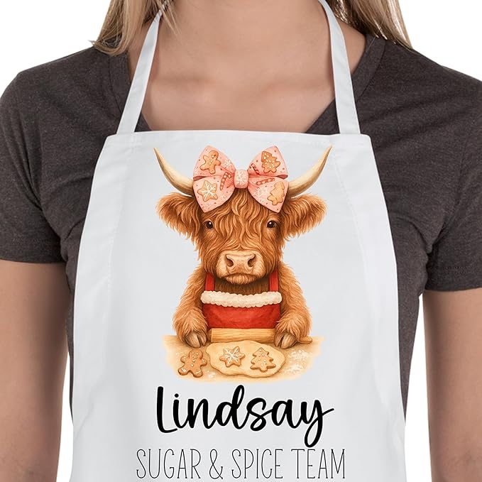 Personalized Mommy & Me Highland Cow with Bow Apron Set – Christmas Matching Family Baking Gift