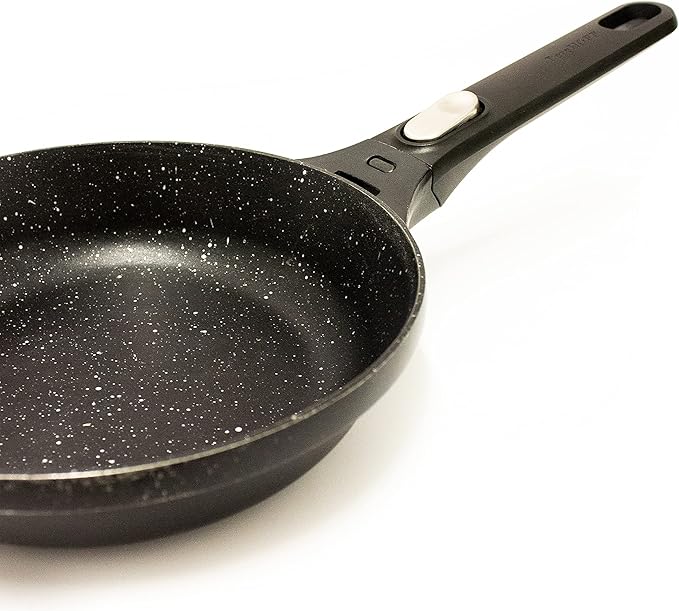BergHOFF GEM Non-Stick Cast Aluminum Frying Pan 8" 1.2 qt. Black Stay-Cool Detachable Handle Ferno-Green PFOA-Free Induction Cooktop Fast Heating Oven Safe