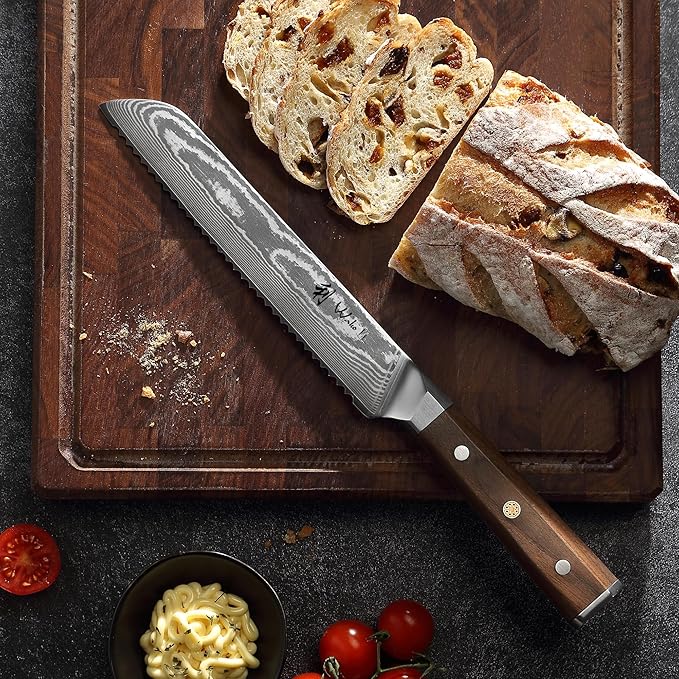 Wakoli HIK Full Tang Damascus Bread Knife – Serrated Kitchen Knife | 8-Inch Blade Made of 67-Layer Damascus Steel with VG10 Core | Walnut Wood Handle | Sharp, Durable, Gift Box Included