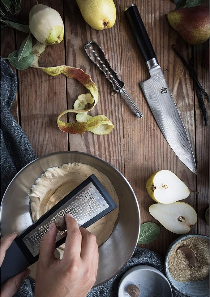 Kai Pure Komachi Fine Grater and Zester with Handle and Protective Sheath, Zester and Grater for Professional and Home Chefs