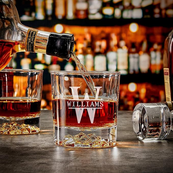 Black Diamond Custom Bourbon Smoker with Bourbon Trail Glasses - 7 pc Carraway Halo Oakmont Engraved Cocktail Smoker Topper Kit 5pc (Personalized Product) (Smoker + Glass)