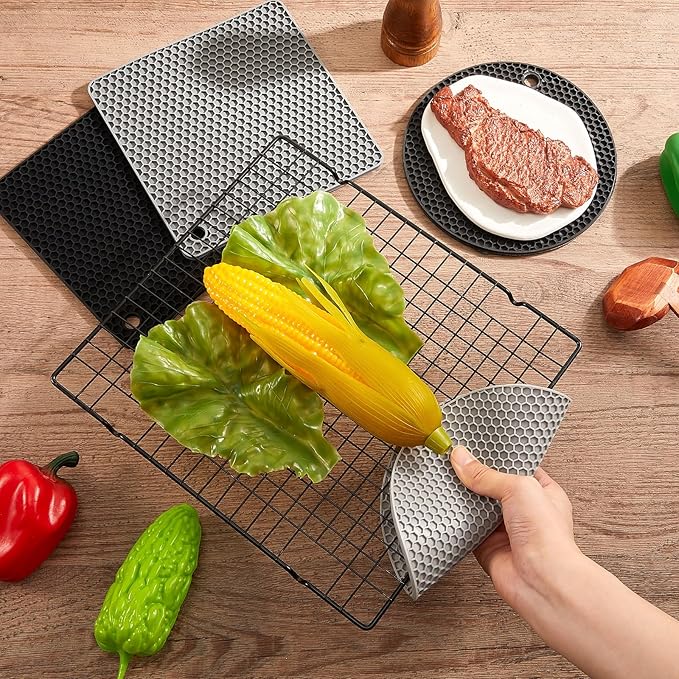 Dandat 24 Pcs Silicone Trivets Mats Bulk Silicone Pot Holders Hot Dishes Multipurpose Non Slip Hot Pads Heat Resistant Mat for Kitchen Countertops Table Restaurants Church Gatherings(Gray, Black)