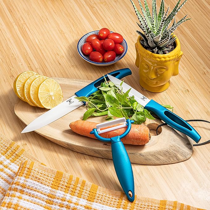 Moss & Stone Kitchen Cutlery White Ceramic Knife Set, Ceramic Knife Set and Fruit Peeler, Rust Proof & Stain Resistant, Kitchen Cooking Knife Set 5 pieces Blue Knives